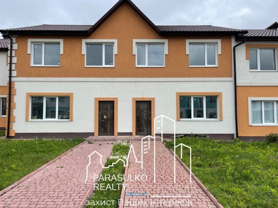 Продам неймовірний котедж з гаражем Кам'янець-Подільський