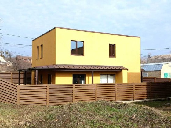 Дом из керамоблока рядом с парком по доступной цене. Гостомель