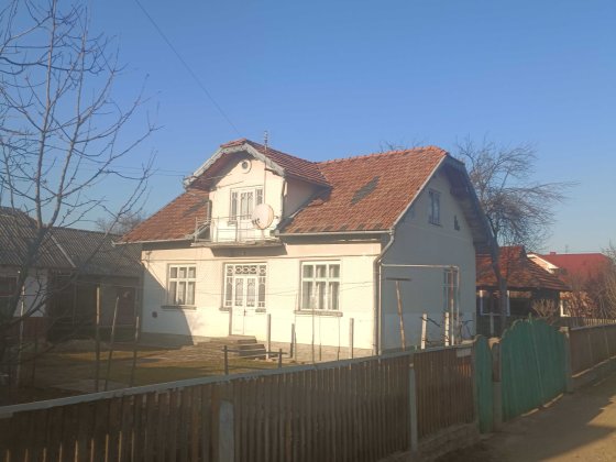 Будинок на початку села Княждвір (Хатки) 6км. від Коломиї Коломия