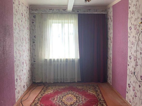 Продам частину будинку по вул. Базарній, земля у власності Коростень