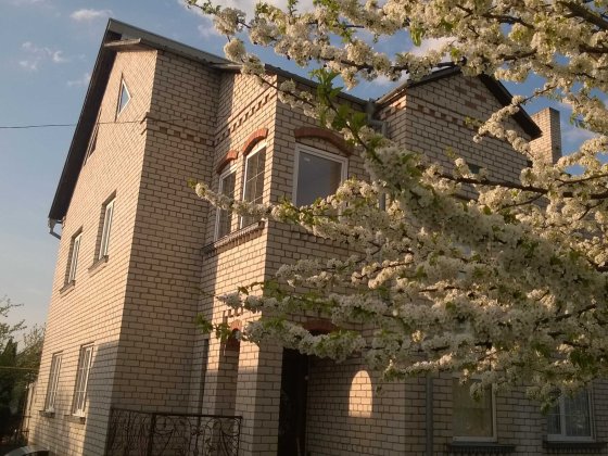 Продаю будинок   . Кременец