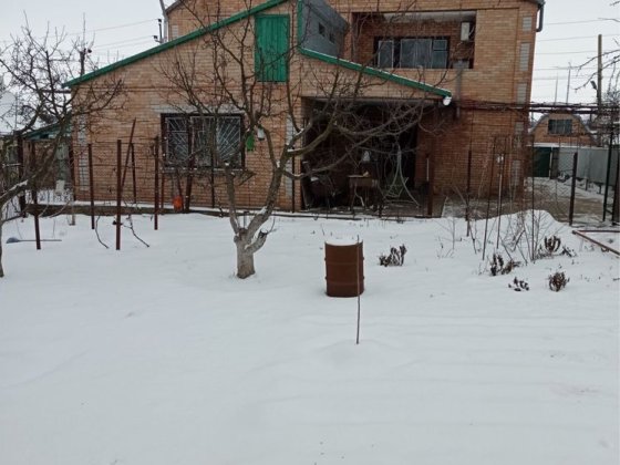 Продам частный дом с участком Марганец