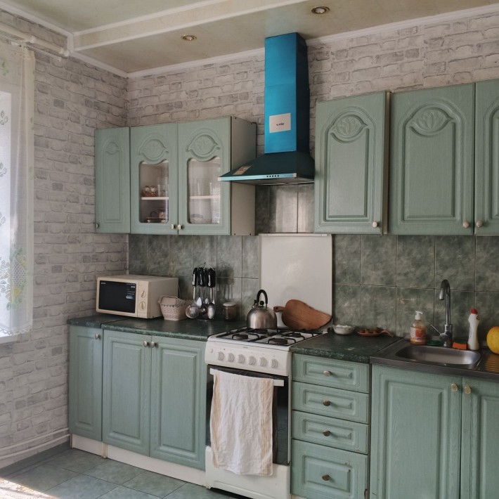 Продаю дом современной постройки с хорошим ремонтом рядом сосновый бор - фото 1