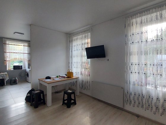 Продам частину будинку. Вул.Вірменська,80. Могилев-Подольский