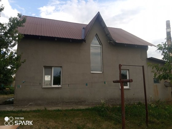 Продаю коттедж современной постройки гМерефа тихий центр р-н ЦРБ Мерефа