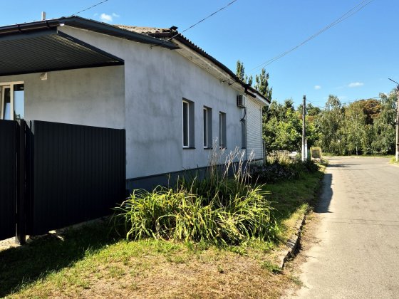 Частина будинку в р-ні Університету Нежин