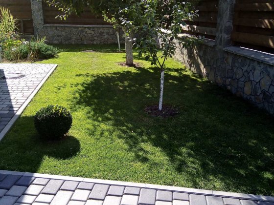 Продам півбудинку недорого Звягель