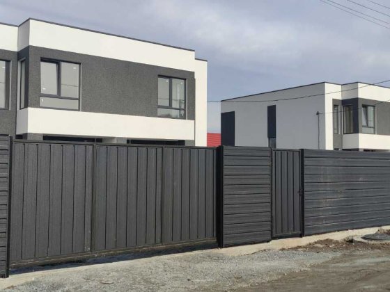 Нові будинки (дуплекси) м.Звягель р-н Морське  пров.Авіаторів, 10 Звягель