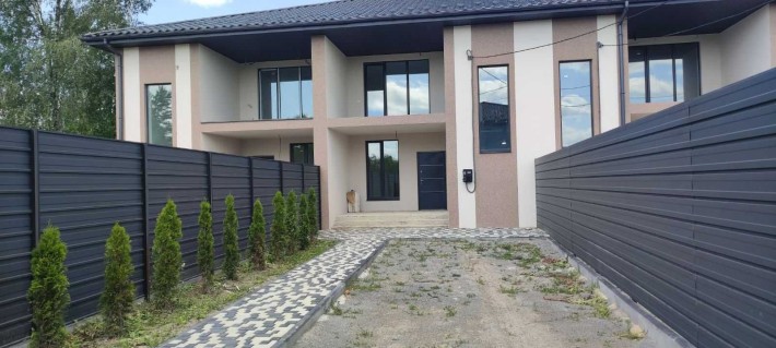 Таунхаус  від власника р-н Морське вул. Євгена Коновальця - фото 1