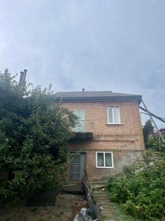 Продам затишний доглянутий будинок у місті Ромни - фото 1