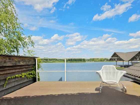 Продам бізнес. Будинок з цим видом на р. Дніпро. Новая Украинка