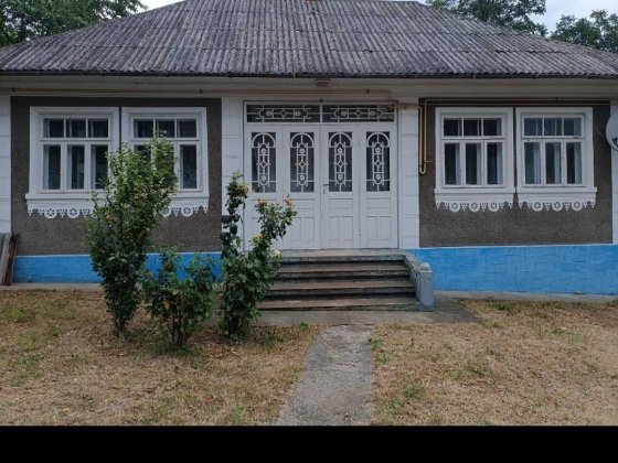 Продам будинок. Село Малинці, Чернівецька область. Хотин