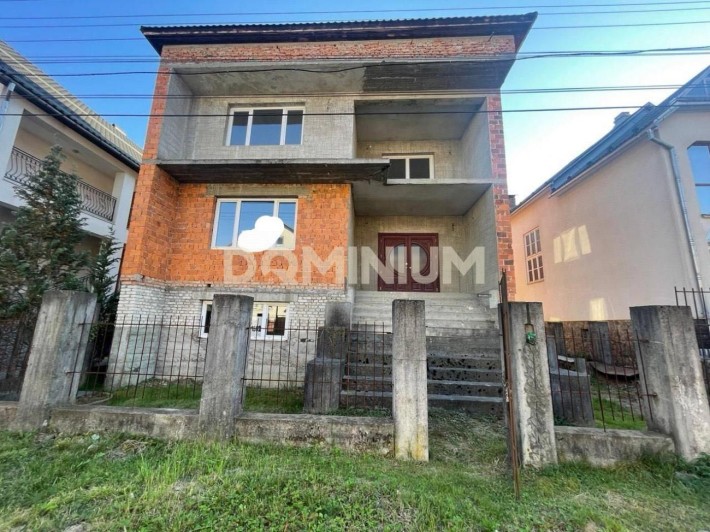 Продається будинок в місті Хуст - фото 1