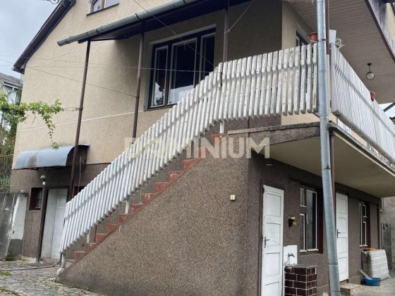 Продається будинок в м. Хуст, ур. Решетарка Хуст