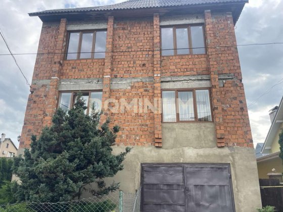 Продається будинок в м. Хуст Хуст