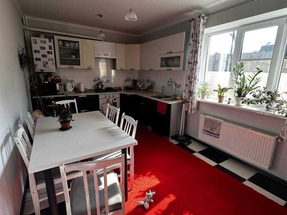 ТЕРМІНОВИЙ ПРОДАЖ Елітного житлового добротного будинка Хмельницький