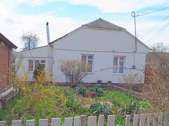 Продаж частини будинку в Лезнево, 3 хв до зупинки 38743 Хмельницький