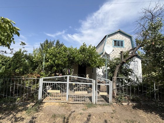 Дача на 2 ділянках. Бузькі дачі у Південноукраїнську Южноукраїнськ