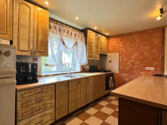 Продам комфортний будинок Хмельницький