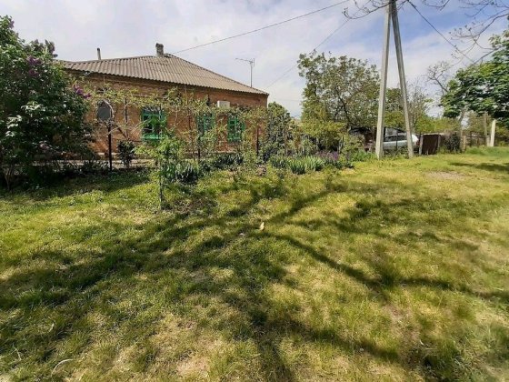 Часть дома 78.8 кв.м , 6 соток приватизированной земли Нікополь