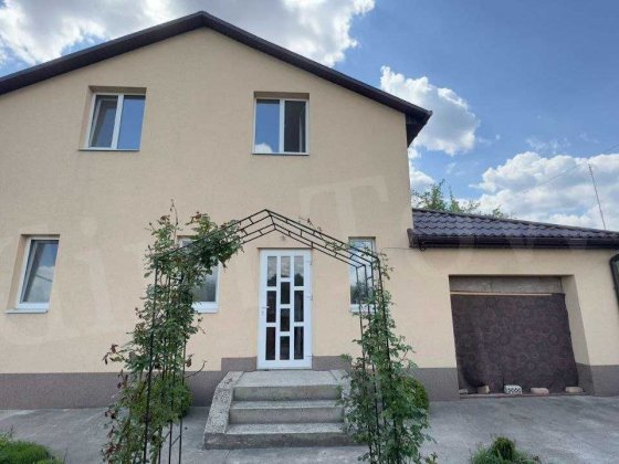 Продається будинок в р-ні КП Переяслав-Хмельницький
