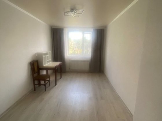 Продам 1/2 будинку у м.Бар Бар