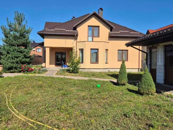 Продаж будинку з гаражем і 10с землі, пров.Весняний 5362 Агрономичное