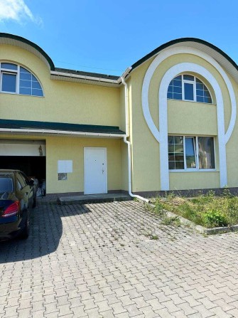 Продам Котедж Озерна . Вул Степана Бандери .Без комісії для покупця - фото 1