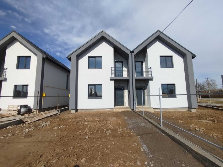 (8) Продається дуплекс з ділянкою в с. Зарванці 8614 - фото 1