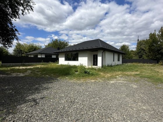 Будинок Луцьк  вул. Дубнівська 100м2 Рованці