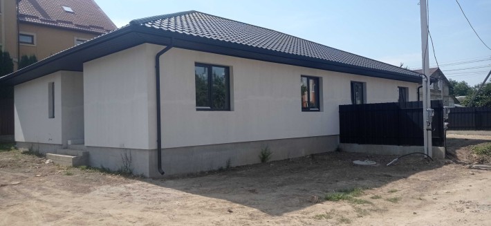 Продається дуплекс у хорошому місці - фото 1