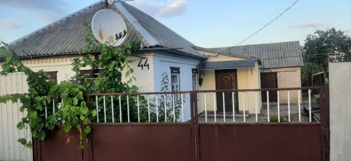 Продам будинок в м.Підгородне - фото 1