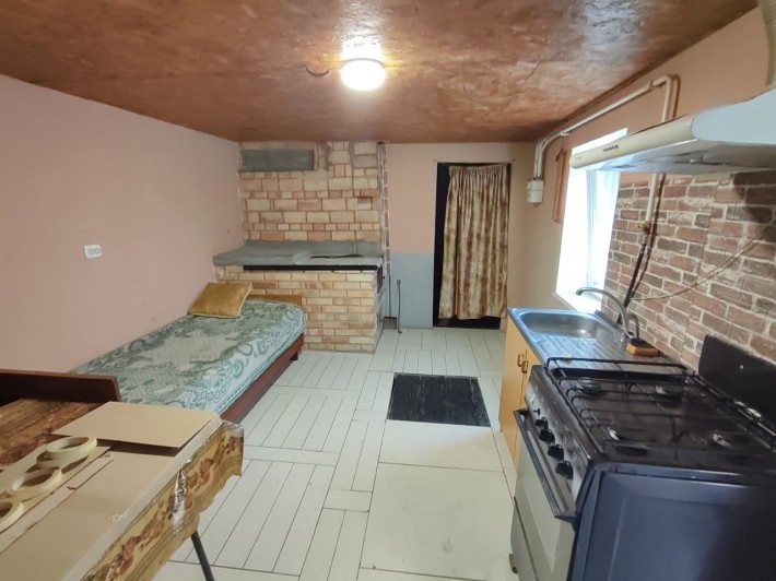 Продаж добротного будинку з жилою літньою кухнею в с. Орлівщина - фото 1