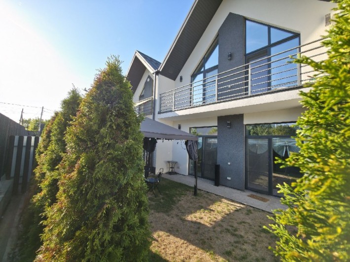 Продажа таунхаус с ремонтом,  район Старые Кодаки - фото 1