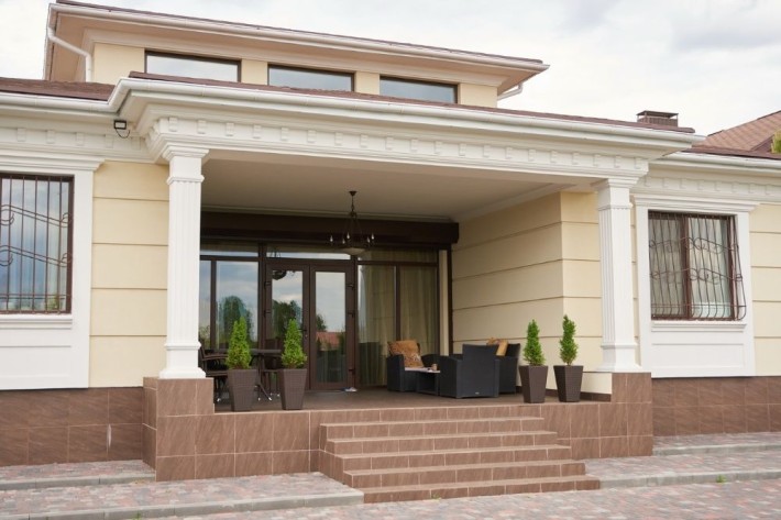 Продам новый одноэтажный дом с ремонтом в Новоалександровке - фото 1