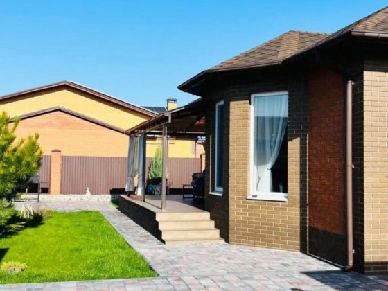 Продам дом с ремонтом Новоалександровка