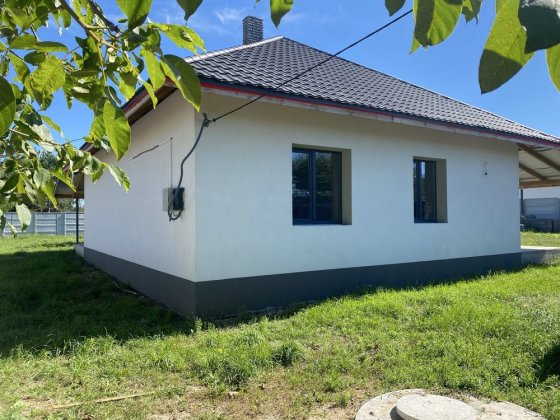 Терміново продам новий сучасний будинок у смт.Брусилів 70 ки. від м.Ки Брусилов