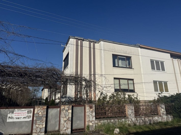 Будинок місто Тячів - фото 1