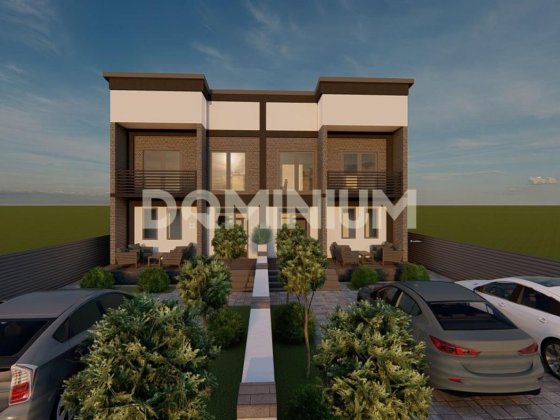 Продається дуплекс у м. Тячів Тячев