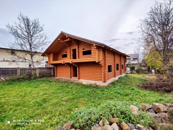 Продаж 2 поверхового будинку з ділянкою на 7 соток, 240 кв. м, 12 кімн Велятино