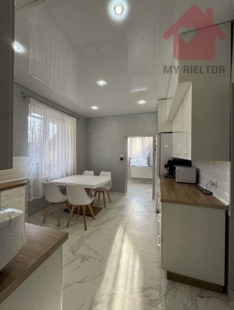 Готовий будинок біля Ужгорода, з меблями і технікою - фото 1