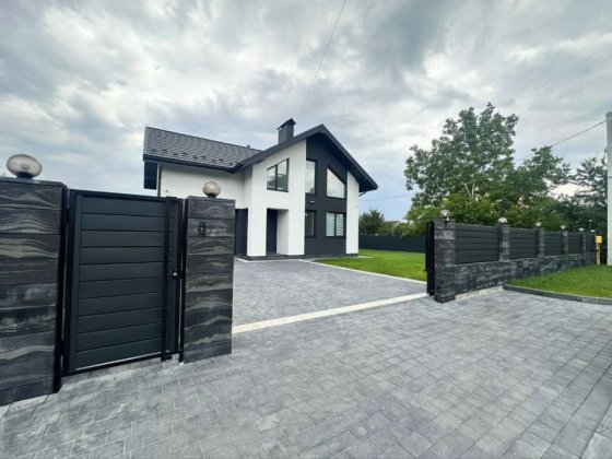 Продам будинок 5хв від міста с.Крихівці Крихівці