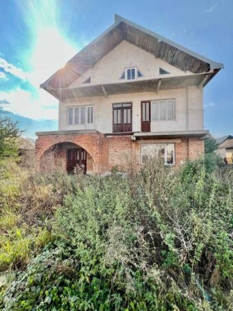 Будинок в Тисмениці біля ресторану Палац Ярослава О - фото 1