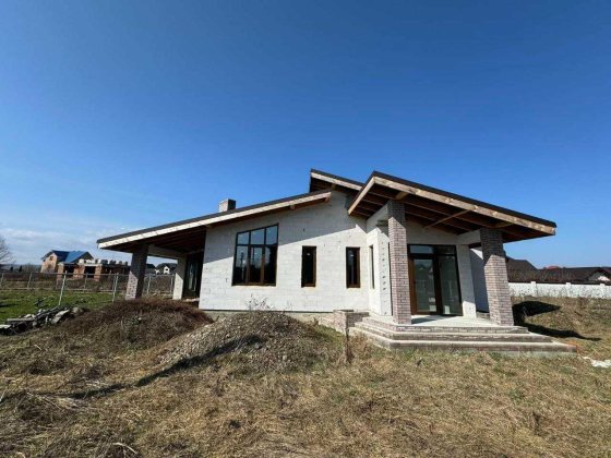 Будинок 3-х кімнатний з сучасним плануванням Драгомирчани