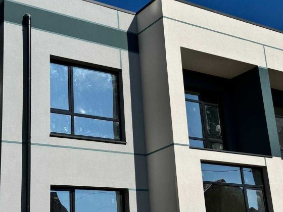 Продаж готового до ремонту котеджу / будинка з гаражем Загвоздье