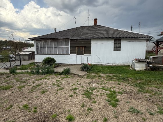 Продаж будинку + земельна ділянка в м. Снятині Снятын