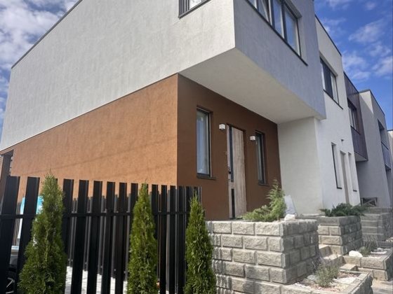 Таунхаус з підвалом в с. Гатне (єОселя) Гатное