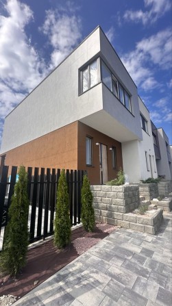 Таунхаус з підвалом в с. Гатне (єОселя) - фото 1