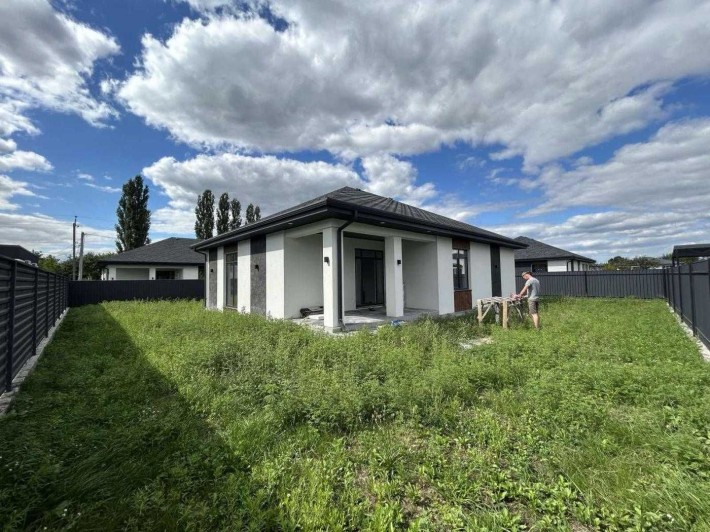 Одноповерховий будинок з ремонтом Білогородка Укриття 6 соток 120 м2 - фото 1