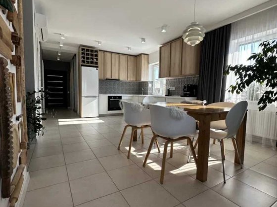 Є відновлення! Вишуканий будинок 200м2 с. Святопетрівське Святопетровское